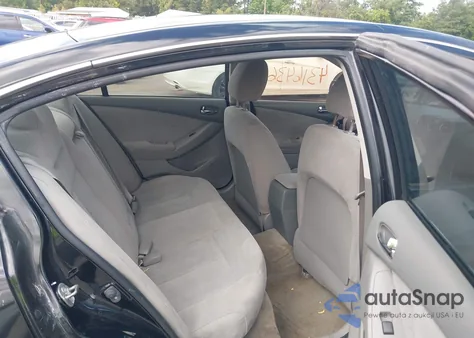 2011 Nissan Altima 2.5 из США, поврежденный, VIN 1N4AL2AP9BN464466